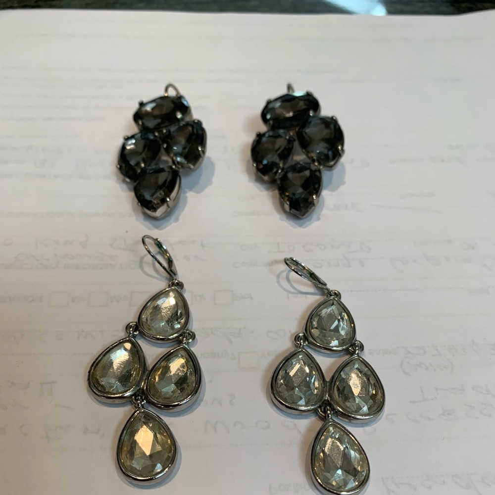 Bundle of retro chandelier style earrings.